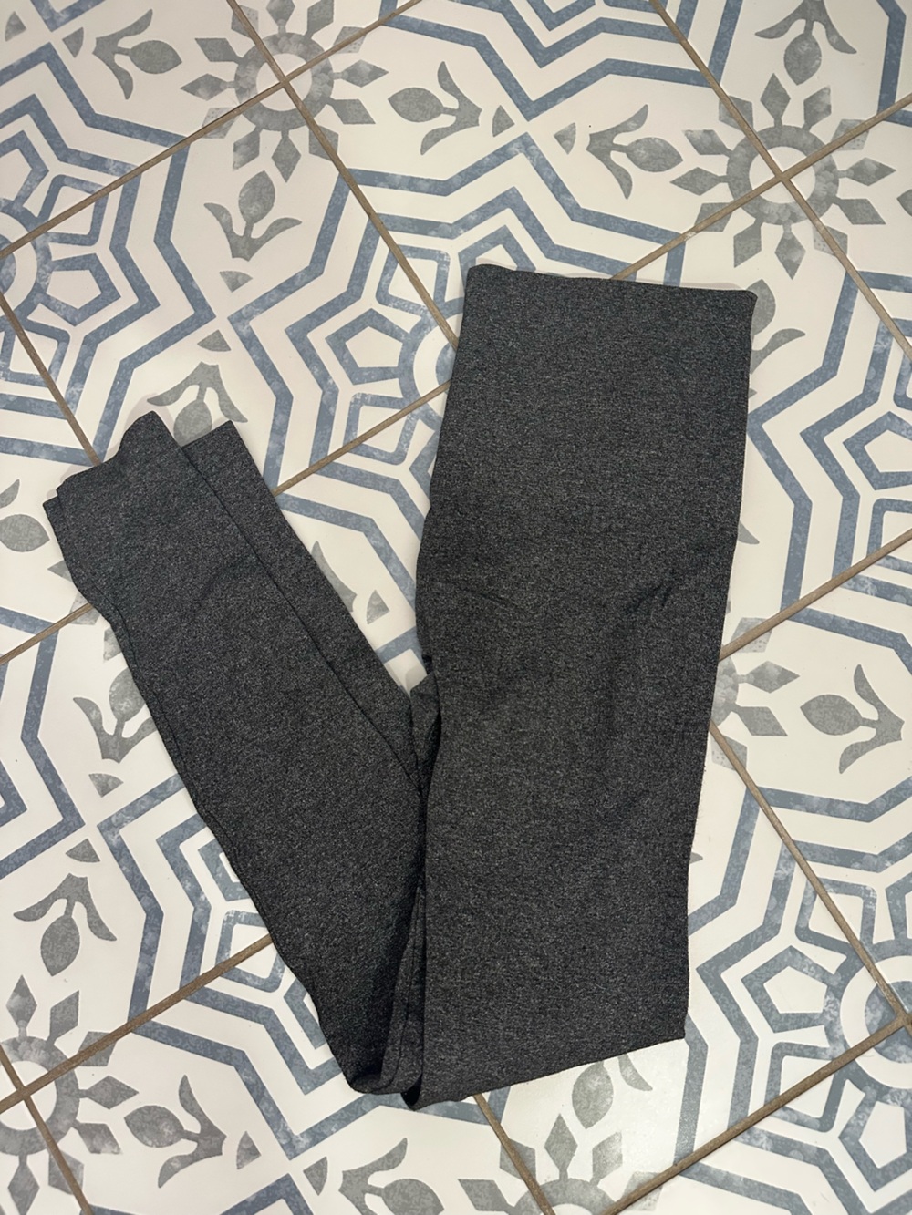 SPANX Women's Dark Gray High-Waist Leggings